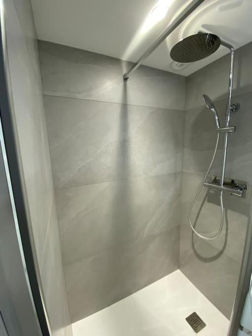 Appartement Atypique Et Fraichement Renove Saint-Vallier  Exteriér fotografie
