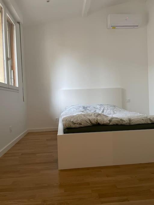 Appartement Atypique Et Fraichement Renove Saint-Vallier  Exteriér fotografie